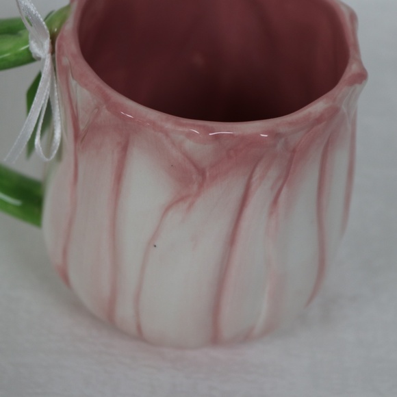 LANG by Design Group TULIP FLOWER SHAPED COFFEE MUG HAND PAINTED - PINK - NEW - Picture 4 of 6